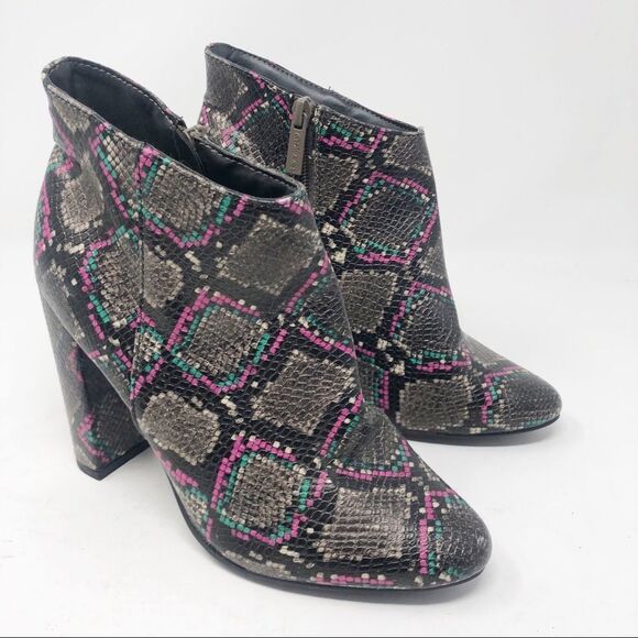 BRECKELLE’S | Snake Animal Print Side Zip Boots Booties Gray Pink Teal Size 7 - Picture 7 of 11